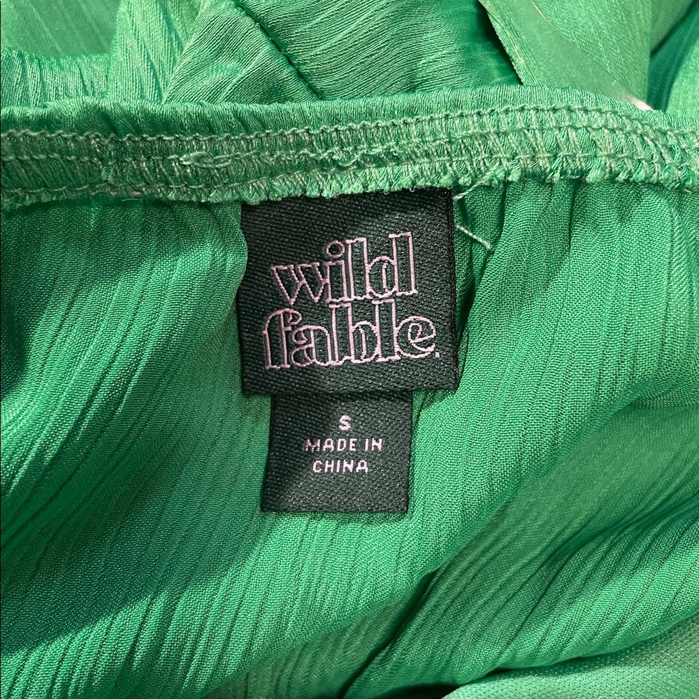 ๐ Wild Fable Y2K Vintage Vibe Satin Wide Leg Vibrant Green Jumpsuit Var Size NWT - Picture 9 of 10